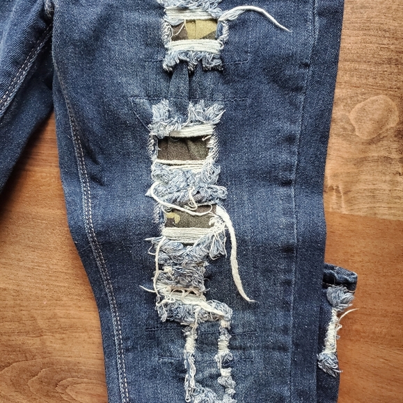 Red Rivet Jean's - Picture 2 of 4